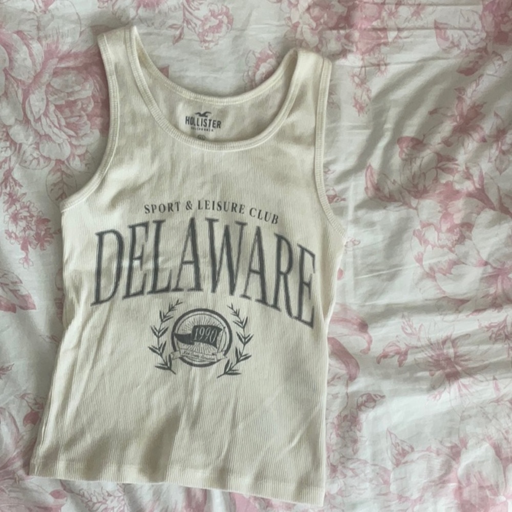 Hollister, Cream colored Delaware tank top
